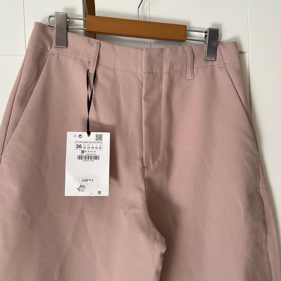 New Zara balloon pants in a nice subtle light colour. - Picture 2 of 4